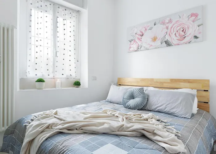 Italia House - Milano - Rho Fiera - Clinica San Carlo - Wifi, Ac, Tv